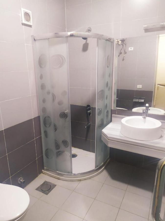 Regency Hotel Giza Bagian luar foto