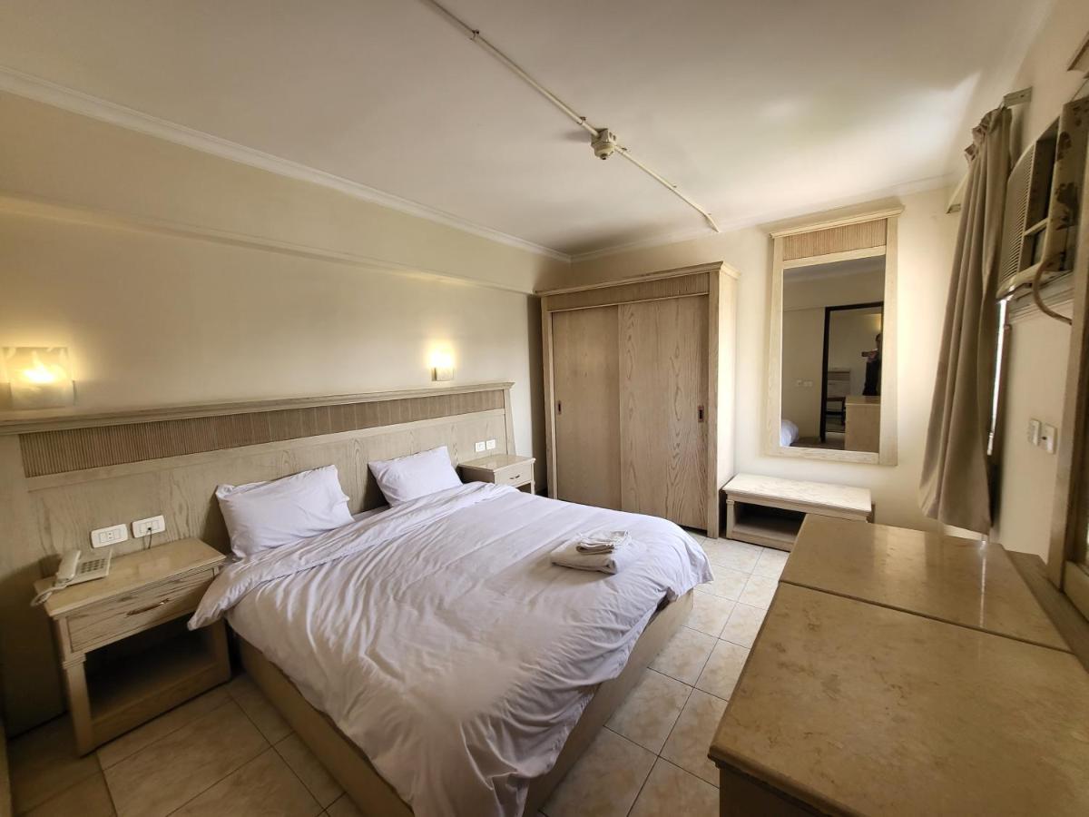 Regency Hotel Giza Bagian luar foto