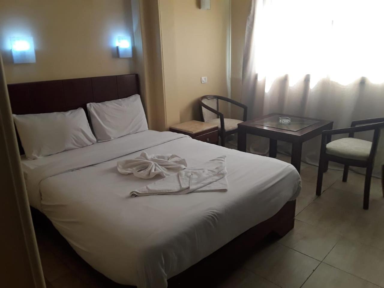 Regency Hotel Giza Bagian luar foto