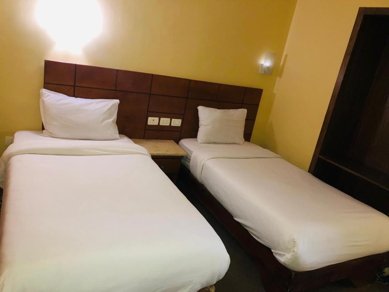 Regency Hotel Giza Bagian luar foto