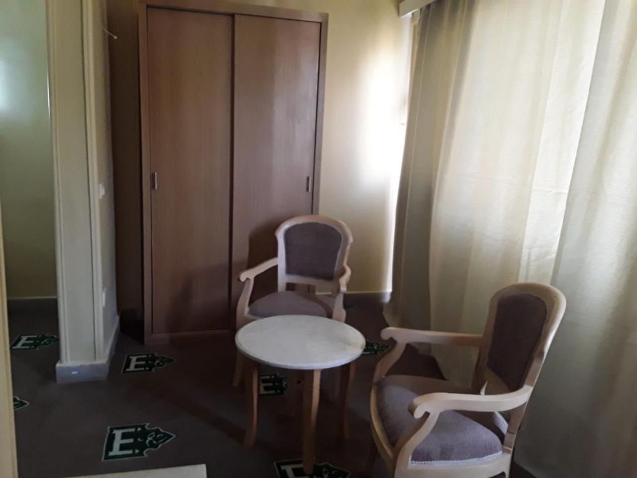 Regency Hotel Giza Bagian luar foto